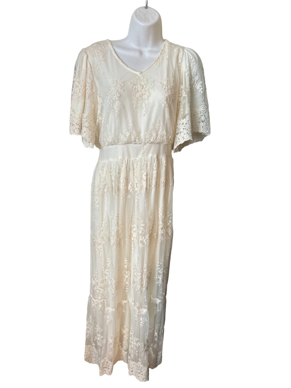 Böhme Cream Ivory Lace Tiered Maxi Dress with Flutter Sleeves, Sz S